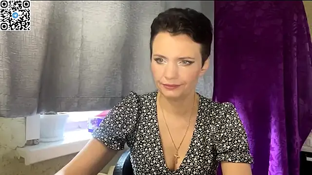 Snapshot of HotMamaQueen234 chatting on 05-28-26, 09:17 HotMamaQueen234 online show from 05-28-26, 09:17