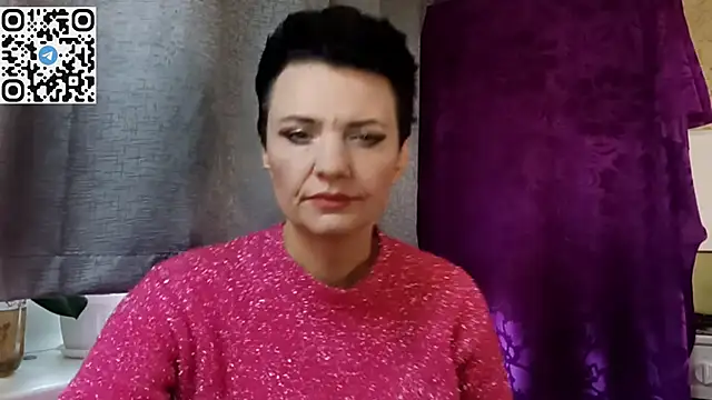 HotMamaQueen234 online show from 04-15-26, 01:59
