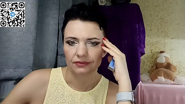 HotMamaQueen234 online show from 03-31-26, 07:16