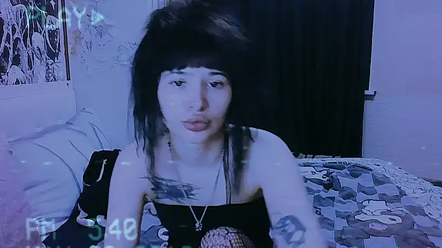 Snapshot of AllisonDeetz chatting on 07-21-26, 05:03 AllisonDeetz online show from 07-21-26, 05:03