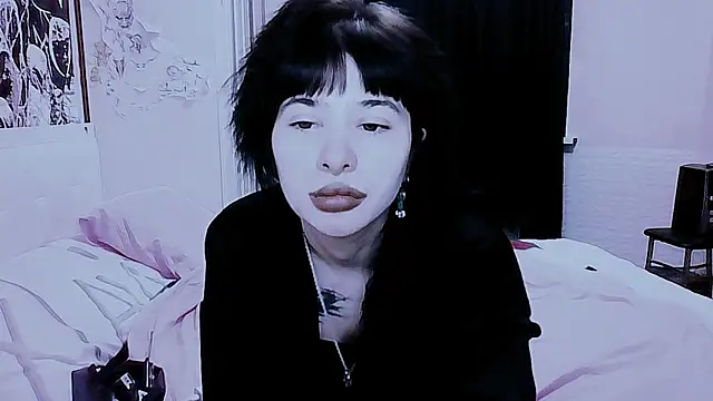 AllisonDeetz online show from 06-06-26, 05:18