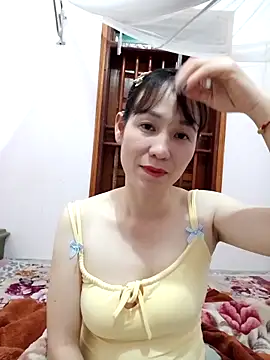 Victoria mila online show from 03-23-26, 11:54