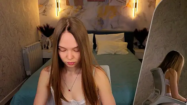 Sofa Vleifo online show from 04-02-26, 01:13