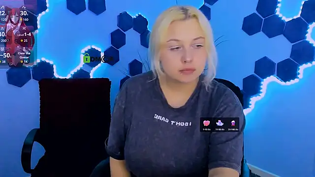 aria blaze  online show from 03-19-26, 01:22