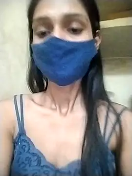 Snapshot of Sonam_y chatting on 04-17-26, 12:52 Sonam y online show from 04-17-26, 12:52