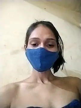 Snapshot of Sonam_y chatting on 04-22-26, 11:17 Sonam y online show from 04-22-26, 11:17