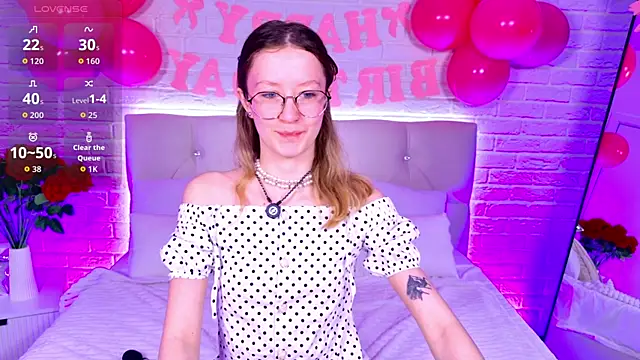 AmelieViolet online show from 05-05-26, 09:45