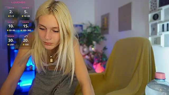 Luna Grace18 online show from 06-17-26, 01:10