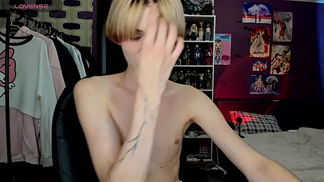 sweet peach    online show from 07-15-26, 04:36