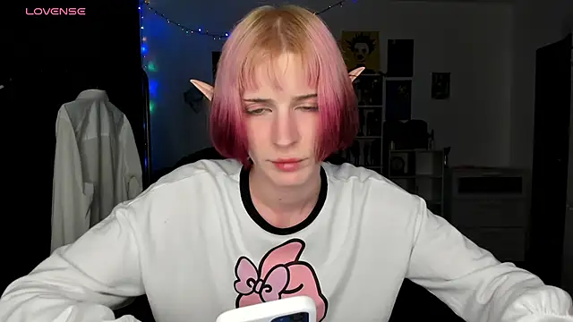 sweet peach    online show from 04-07-26, 03:14