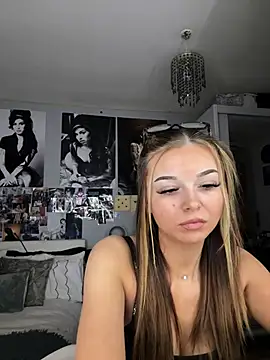 SweetApriill online show from 03-16-26, 06:54