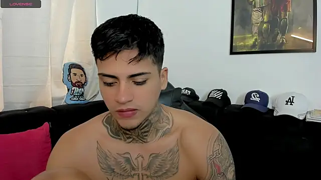 sweetlatinoboy online show from 04-19-26, 01:01