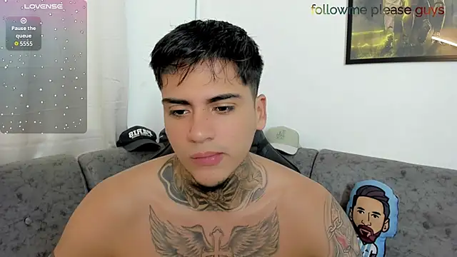 sweetlatinoboy online show from 07-04-26, 10:14