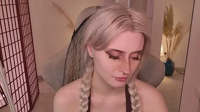 oh  lily online show from 06-06-26, 02:11
