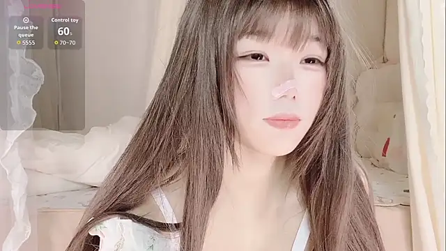 Snapshot of rain-yy chatting on 04-10-26, 08:10 rain-yy online show from 04-10-26, 08:10