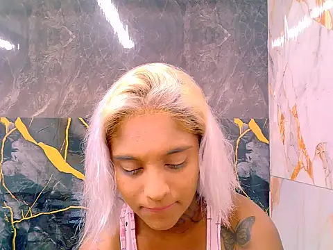 Snapshot of indian_barbie chatting on 03-22-26, 06:09 indian barbie online show from 03-22-26, 06:09