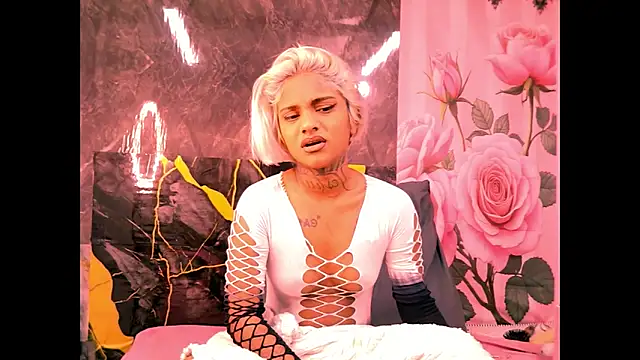 indian barbie online show from 06-11-26, 08:55