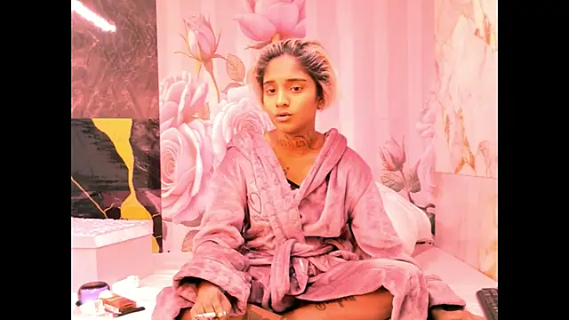 indian barbie online show from 05-08-26, 05:50
