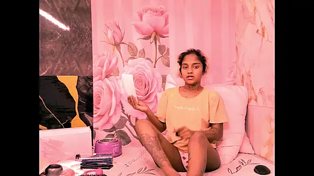 indian barbie online show from 05-11-26, 02:45