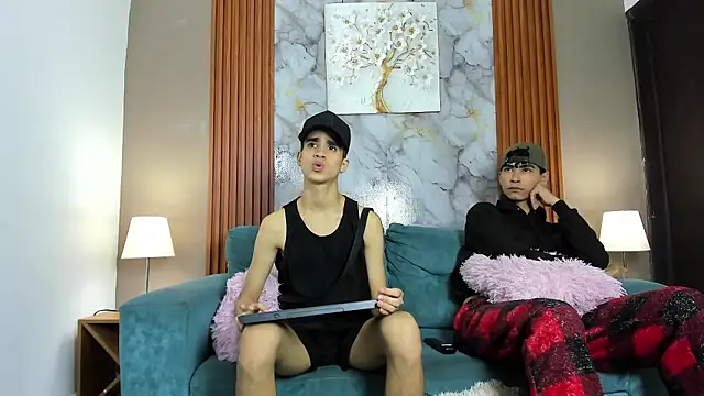 NAUGHTY BOYS1 online show from 03-30-26, 07:15
