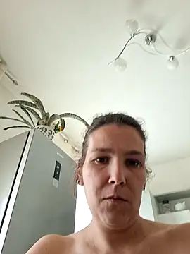 DeaEvy online show from 04-15-26, 12:53