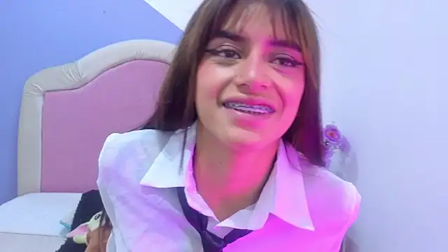Sofy Durand online show from 04-13-26, 12:09