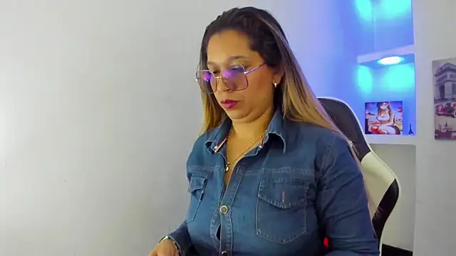Melisa 14 online show from 05-28-26, 01:50