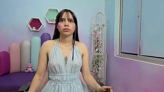Isaa Skinny online show from 05-28-26, 03:25