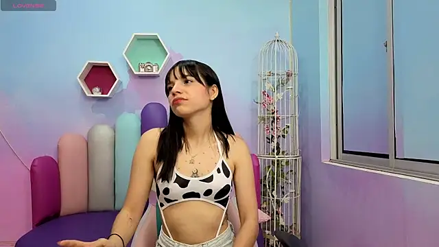 Isaa Skinny online show from 04-25-26, 04:04