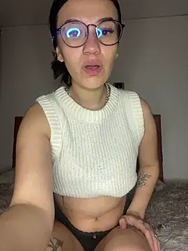 chloe evans0 online show from 03-31-26, 02:13