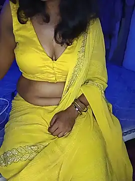 mayakapoor880 online show from 06-05-26, 06:46