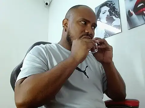 Alessandro Hamed online show from 03-18-26, 01:35