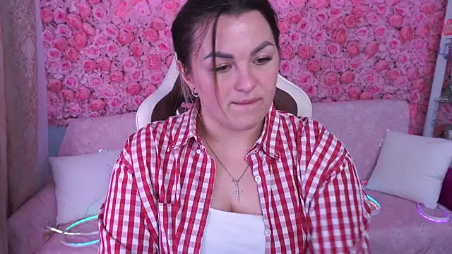 AlissyaGrayy online show from 06-11-26, 05:59