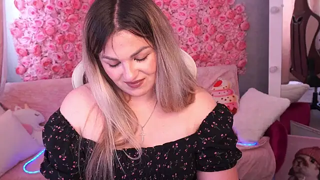 AlissyaGrayy online show from 05-22-26, 12:36