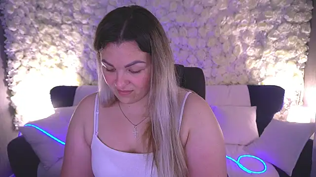 AlissyaGrayy online show from 05-11-26, 04:04