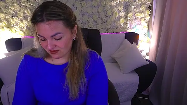 AlissyaGrayy online show from 06-25-26, 05:45