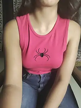 Snapshot of myra77 chatting on 08-07-26, 01:39 myra77 online show from 08-07-26, 01:39