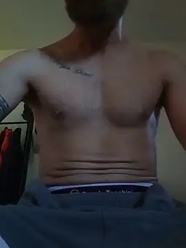 Snapshot of Timoo82 chatting on 05-27-26, 03:41 Timoo82 online show from 05-27-26, 03:41