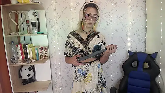  Alexaavandercloude online show from 03-26-26, 07:12