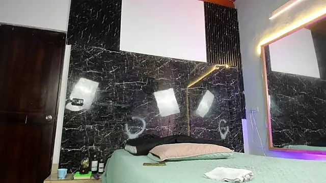 Leo Vesper online show from 06-07-26, 04:07