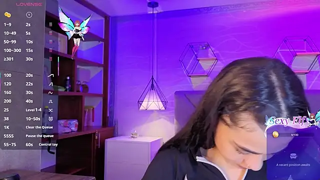 tifanywollf online show from 04-01-26, 03:19