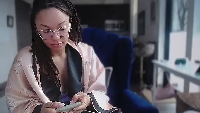 Snapshot of sopainfullysoft chatting on 04-05-26, 09:32 sopainfullysoft online show from 04-05-26, 09:32