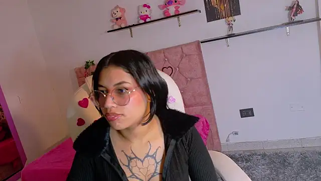 AryahMoonn online show from 03-20-26, 03:18