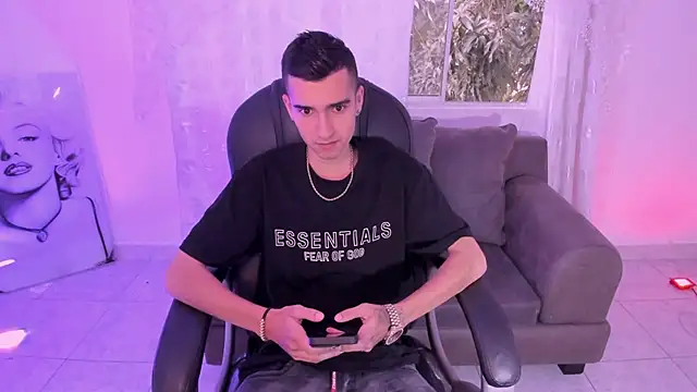 Ethann Boy online show from 03-18-26, 08:53