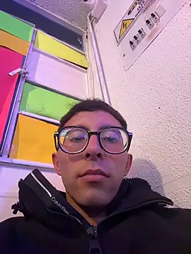LeonBlazze online show from 04-19-26, 04:46
