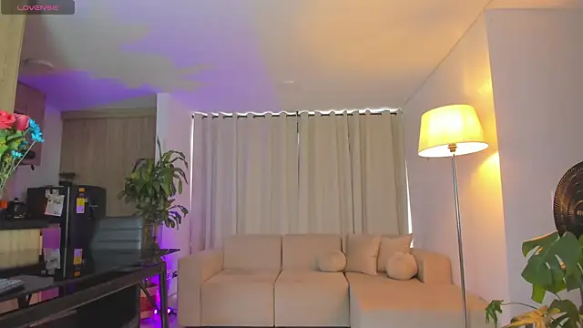 Aleja evangeline online show from 06-06-26, 06:35