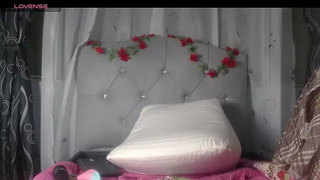 Snapshot of Victoria_Founta1 chatting on 07-04-26, 10:58 Victoria Founta1 online show from 07-04-26, 10:58