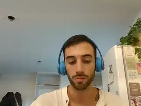 Snapshot of SantinnoVale chatting on 03-16-26, 11:29 SantinnoVale online show from 03-16-26, 11:29