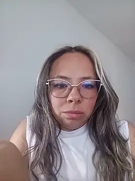 Sammy 2-4 online show from 06-18-26, 09:53