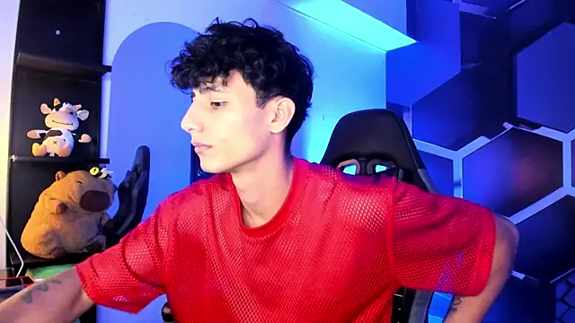 MaxiimoRomano  online show from 07-09-26, 07:24